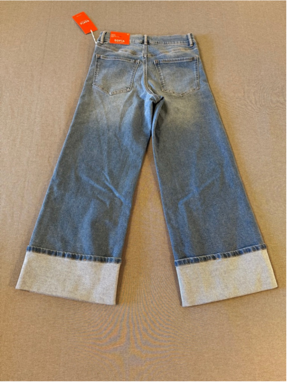 NWTs Sofia Jeans by Sofia Vergara "Margot" Wide Crop Super High-Rise SZ 4 - Picture 3 of 9